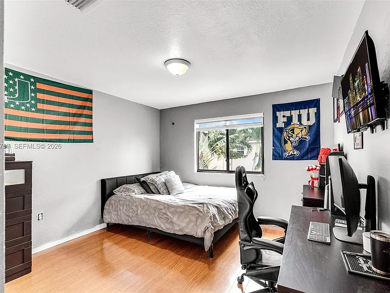 16618 SW 57th Ln — Photo 12