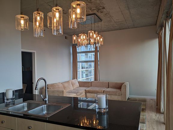 3rd image of 1620 S Michigan Ave Unit 826