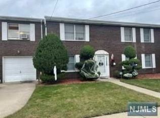 25 Monroe St, Lodi, NJ 07644