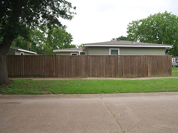 3rd image of 1538 1st Ave N