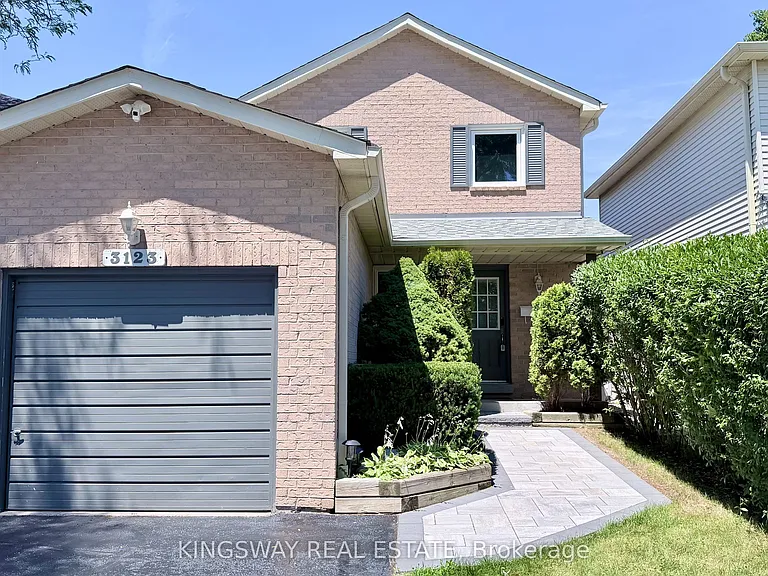 3123 Bartholomew Cres — Photo 1