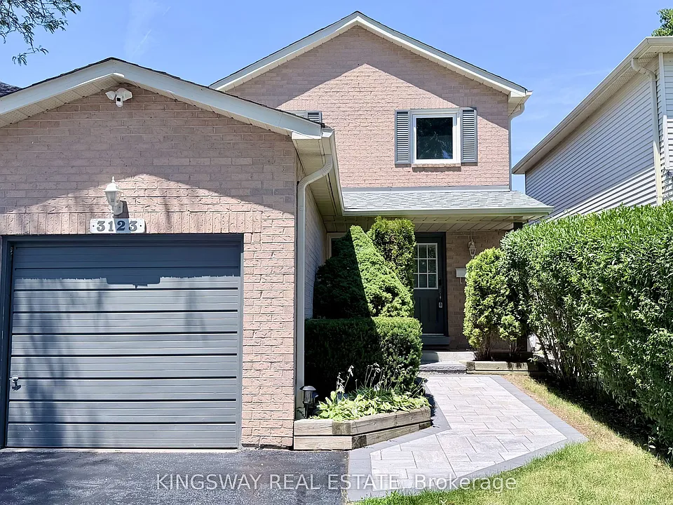 3123 Bartholomew Cres