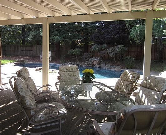 3rd image of 11704 Red Hill Ct