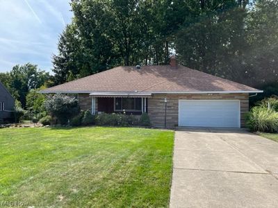 2114 Country Club Dr, Wickliffe, OH, 44092