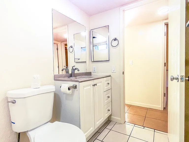 4215 Calle Barona #B — Photo 23