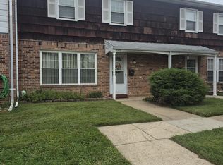 2009 Beech Ln, Bensalem, PA 19020