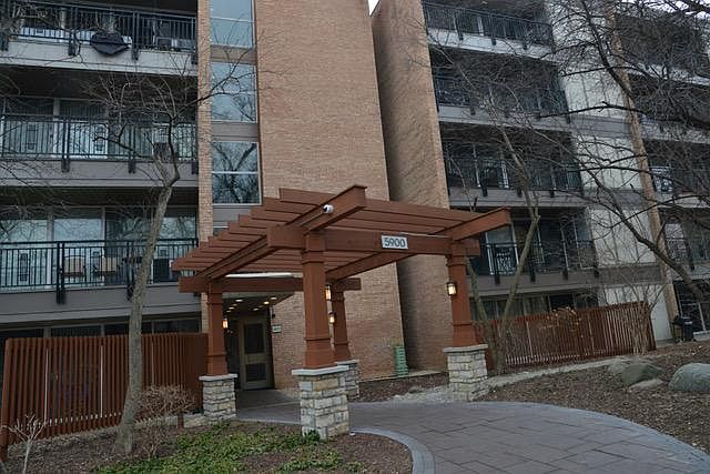 1st image of 5900 Oakwood Dr APT 1M