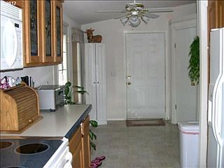 4th image of 5101 NE 121st Ave