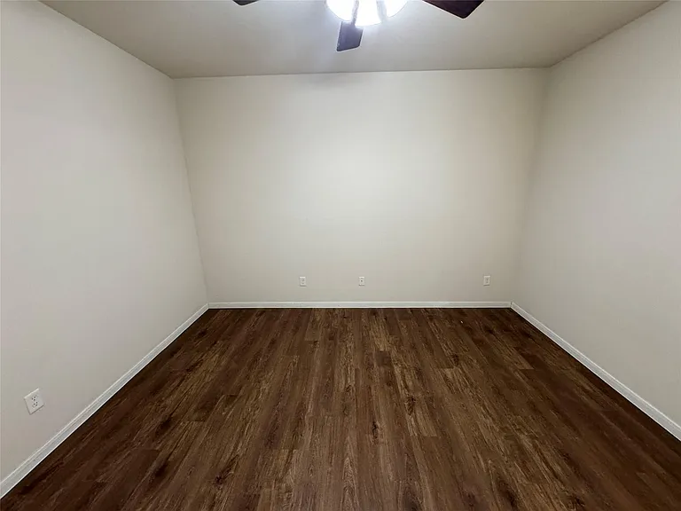 21719 Mossy Field Ln — Photo 19