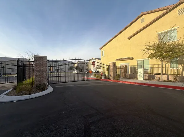 6582 Silver Estates Ave, North Las Vegas, NV 89086