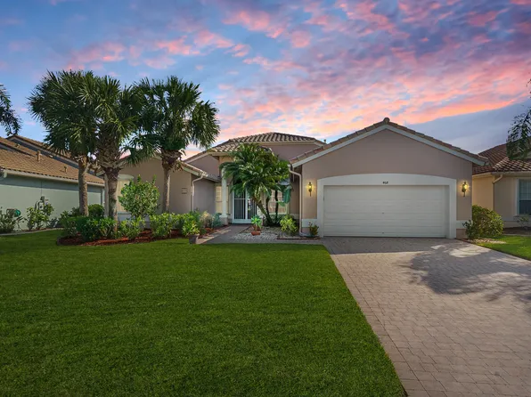 468 NW BLUE LAKE Drive, Port St Lucie, FL 34986