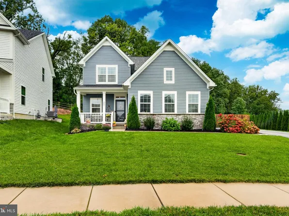 209 Sloan Dr, Coatesville, PA 19320