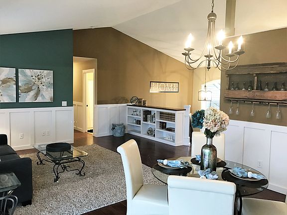 Living / Dining Room