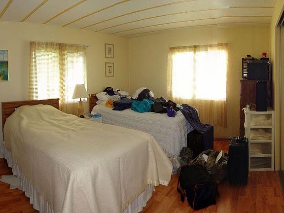 4th image of 10003 Granada Bay