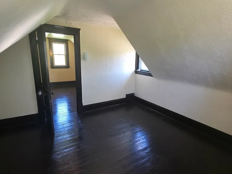 14409 Elm St — Photo 13