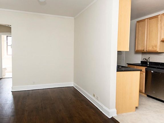 2nd image of 1253 W Henderson St #51-2