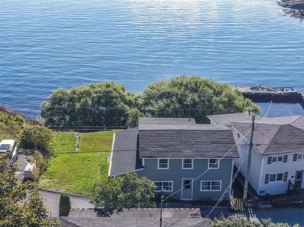 20 Meadow Road, Upper Island Cove, NL A0A4E0