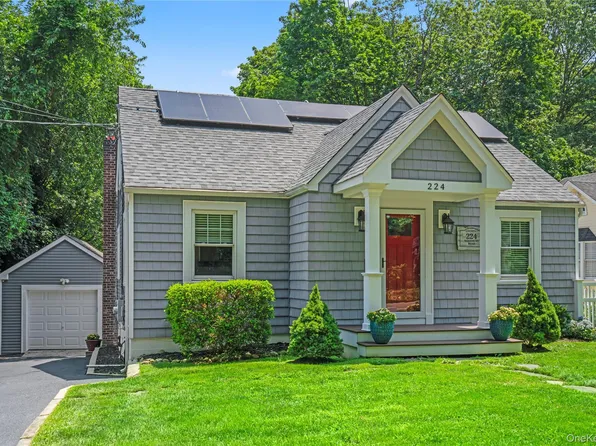 224 Woodbury Road, Huntington, NY 11743