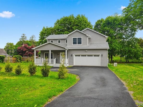 33 Howland Ave