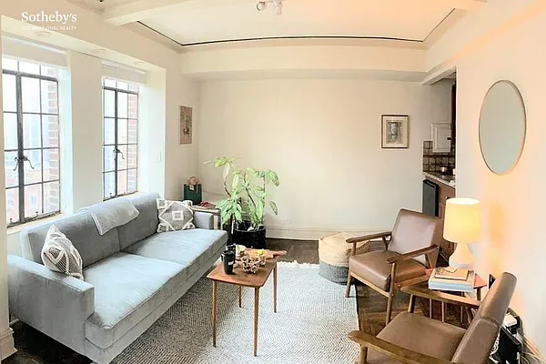 Rented by Sotheby's International Realty | media 66