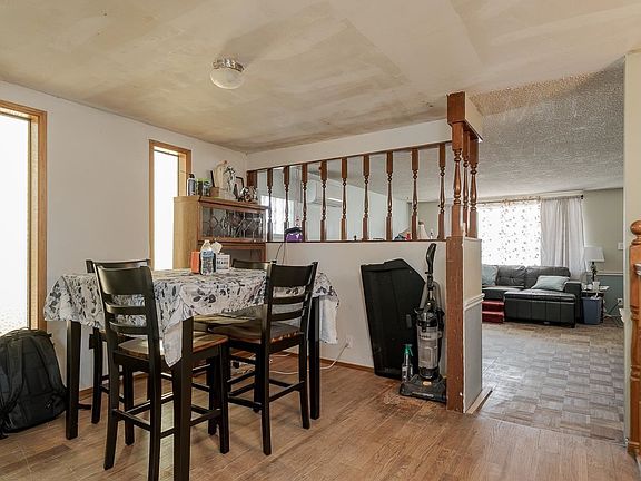 5th image of 1021 Willard Ave