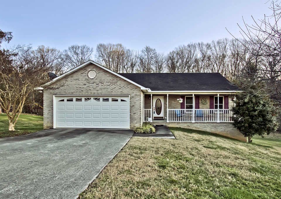 1st image of 6220 Royal River Dr