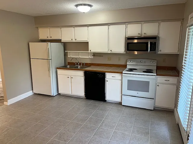 203 Western Ave #17 — Photo 10