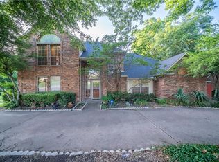 601 N Parks Dr, Desoto, TX 75115