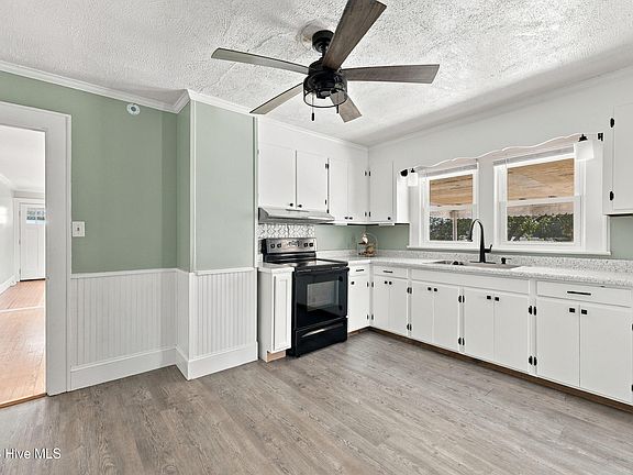 3rd image of 111 Nixon Road