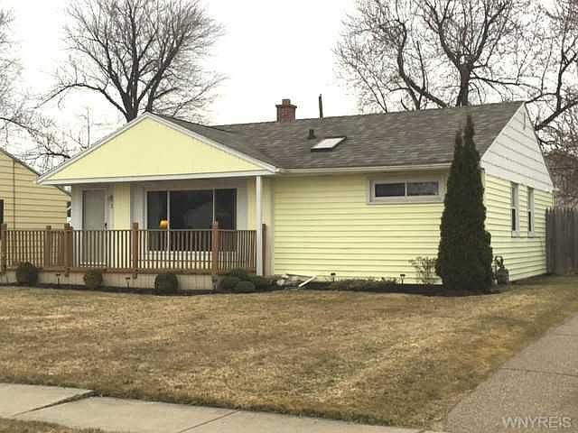 1st image of 35 Kelvin Dr