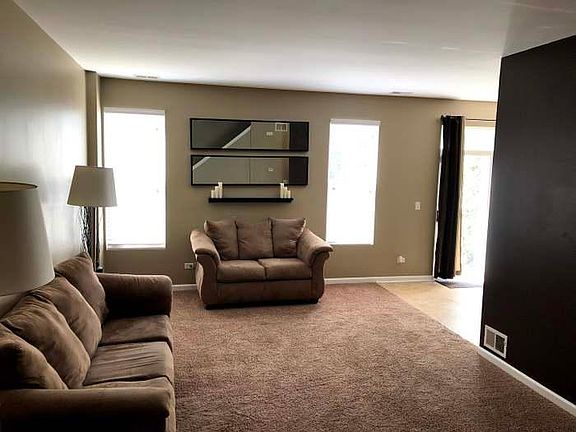 2nd image of 5018 Corning Ct