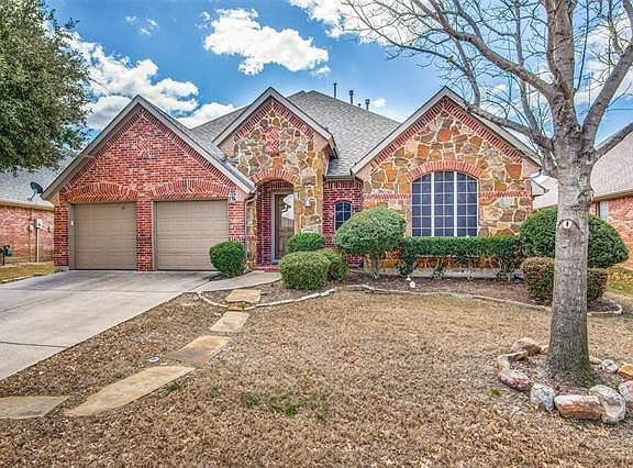 2nd image of 2720 Pine Trail Dr