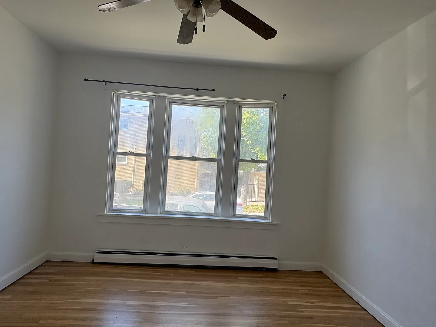 1 bed, 800 sqft, $1,150 — Photo 4