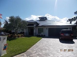 211 Wayne Ave, Indialantic, FL 32903