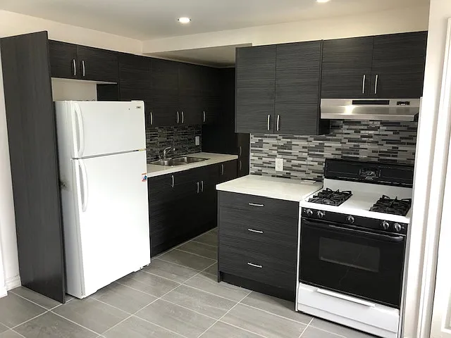 Recently Updated 2 Bedroom - 8 Locke St N — Photo 2