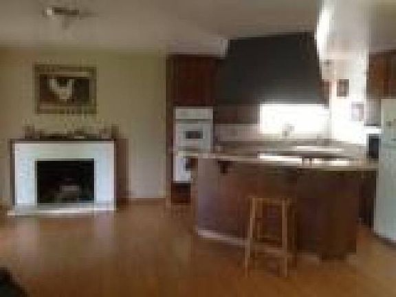 Kitchen/Family Room Combo