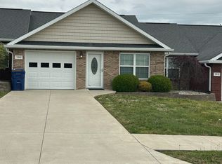 186 Bluegrass Dr, Campbellsville, KY 42718