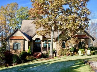 470 Twin View Dr, Westminster, SC 29693