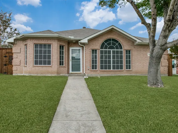 2832 Claremont Dr, Grand Prairie, TX 75052