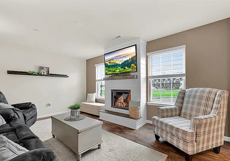 858 Byler Cir — Photo 9