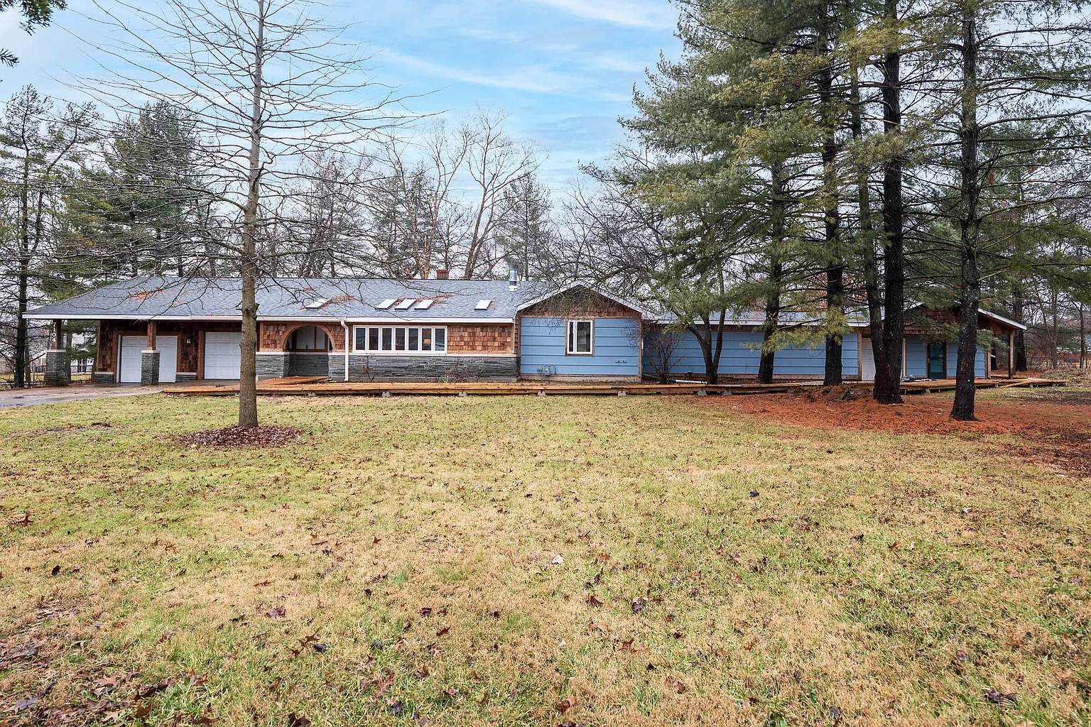 7104 Combs Rd photo 1