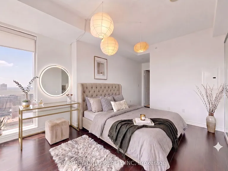 386 Yonge St #3709 — Photo 15