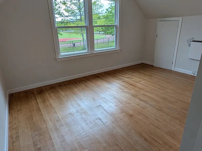 315 4th Ave SE — Photo 18