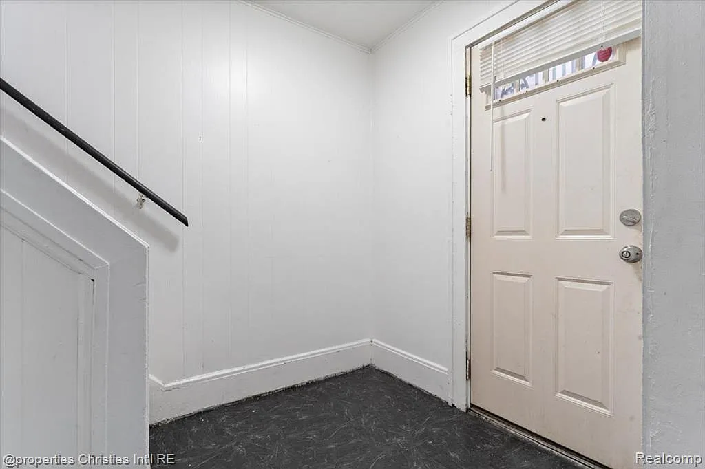 3 bed, 1.5 bath, 1456 sqft, $1,350 — Photo 4