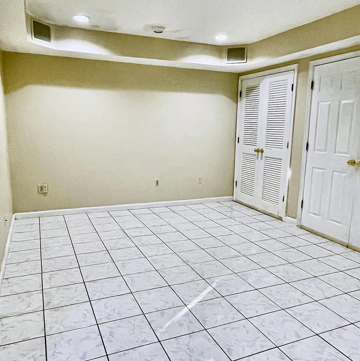 1 bed, 1.0 bath, 792 sqft, $1,200 — Photo 3