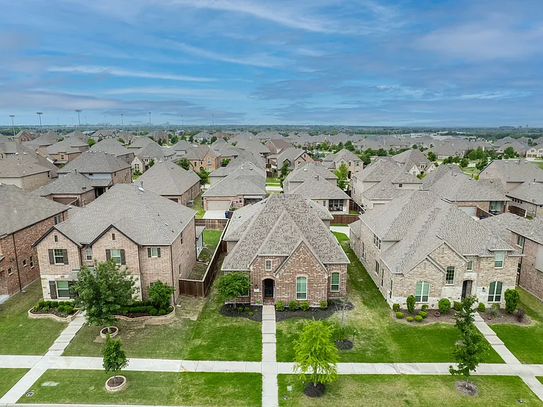 12163 Curry Creek Dr — Photo 45