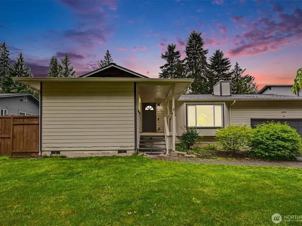 8203 181st Avenue E, Bonney Lake, WA 98391