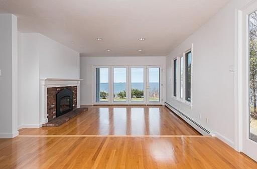 2nd image of 152 Bay Shore Dr