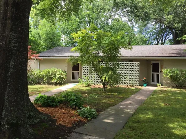 1176 Oglethorpe Ave NE, Brookhaven, GA 30319