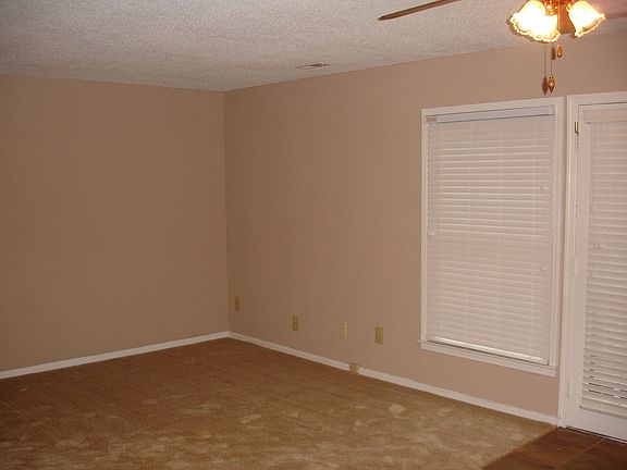 3rd image of 5003 F Lawndale Dr